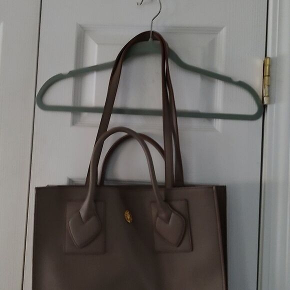 Anne Klein  Large Taupe Tpote Faux Leather  NWOT - Picture 3 of 7